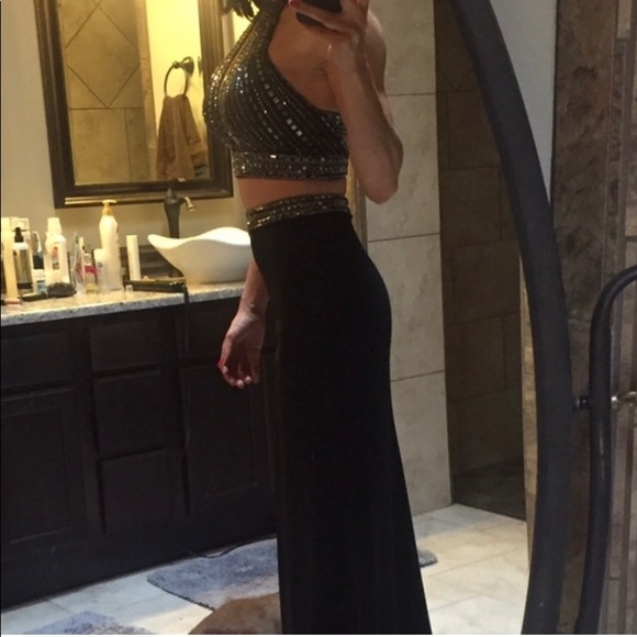 Black Halter 2 Piece La Femme Dress 23700 - Picture 4 of 5